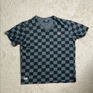 Trukfit Checkered Gray T-Shirt with Logo Patch